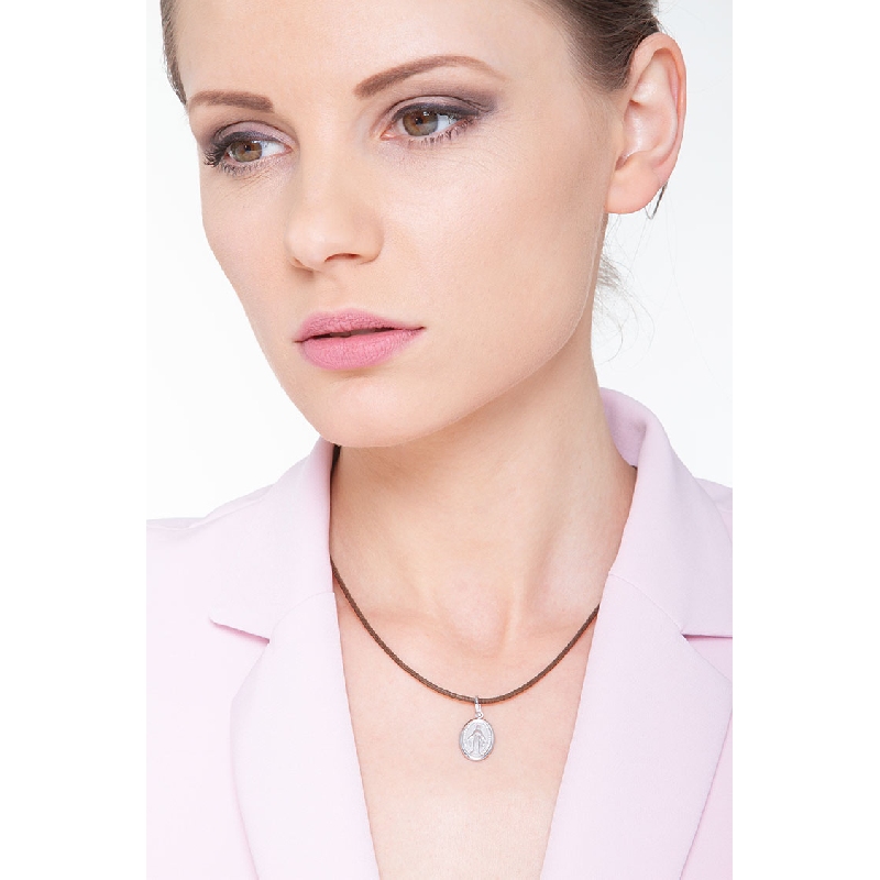 Medaillon-Anhänger Heilige Maria aus Weißgold 18K Medaillon-Anhänger Heilige Maria aus Weißgold 18K