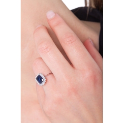 Halo Ring mit blauem Saphir und Diamanten Weißgold 18K 2