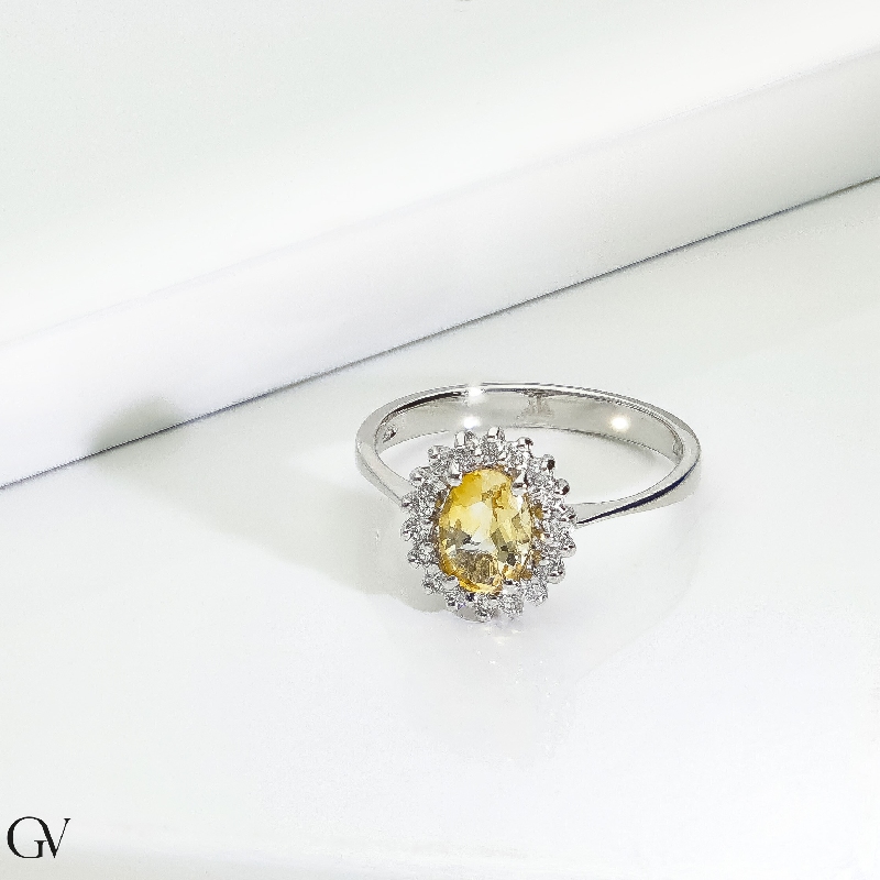 Halo Citrin Ring 750er Weißgold mit Diamanten Halo Citrin Ring 750er Weißgold mit Diamanten