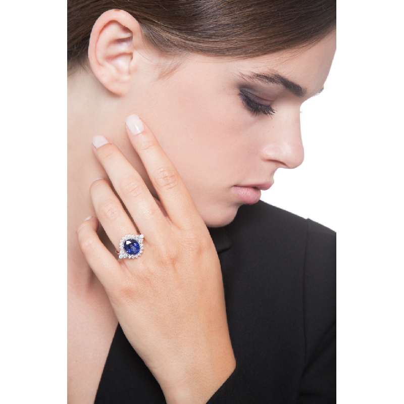 Saphir und Diamanten Weissgold Ring 