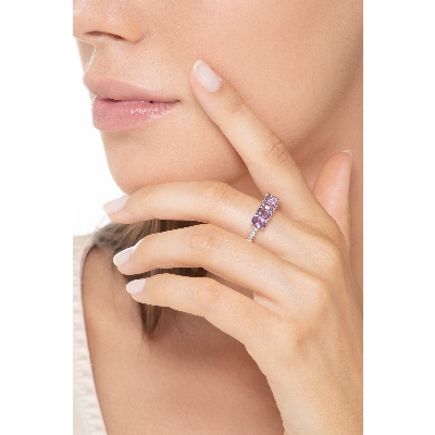 Amethyst Damenring Weißgold mit Diamanten