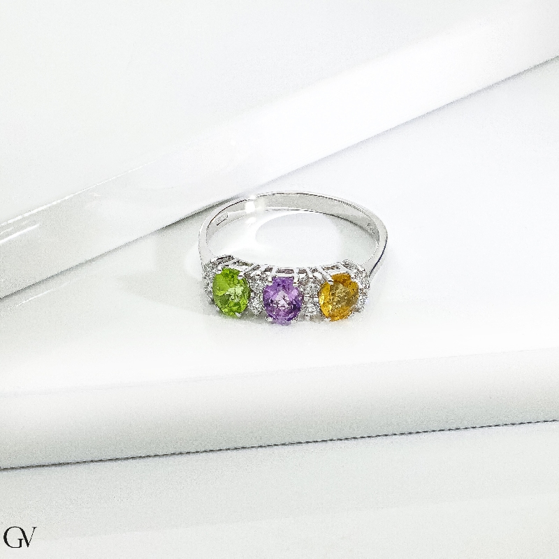 Peridot-Amethyst-Citrin Ring in Weißgold – Rainbow Kollektion Peridot-Amethyst-Citrin Ring in Weißgold – Rainbow Kollektion