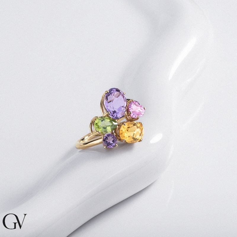 Rosa Saphir Ring mit bunten Edelsteinen Rainbow Kollektion  Rosa Saphir Ring mit bunten Edelsteinen Rainbow Kollektion