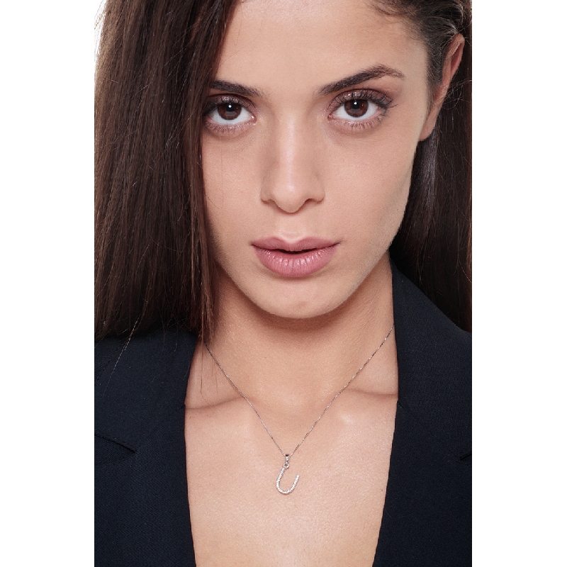 Weißgoldkette mit Buchstabe U aus Diamanten