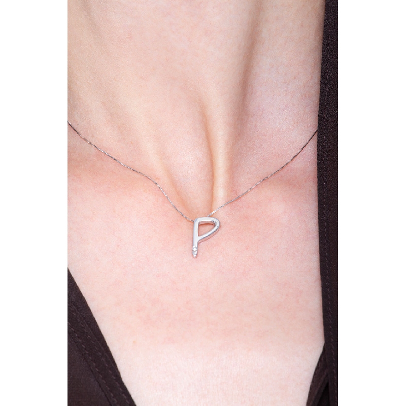 Kette mit Initialen P aus Weißgold 750 und Diamanten Kette mit Initialen P aus Weißgold 750 und Diamanten