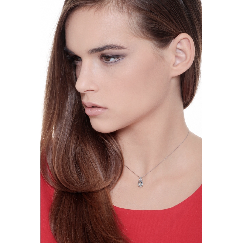 Aquamarin Kette Weissgold mit drei Diamanten