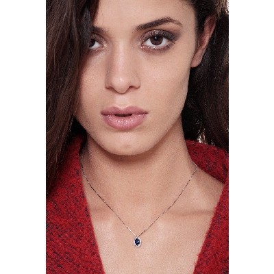 Lady Diana Damenkette Diamanten Saphir blau Weißgold