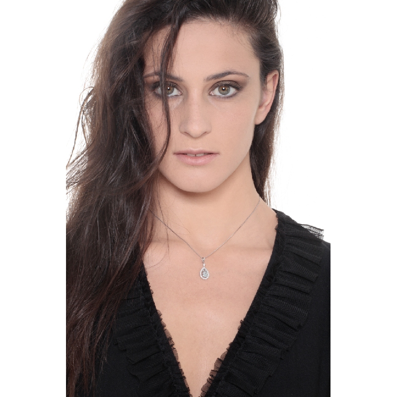 Weißgold Aquamarin Anhänger mit Diamanten