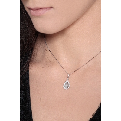 Weißgold Aquamarin Anhänger mit Diamanten