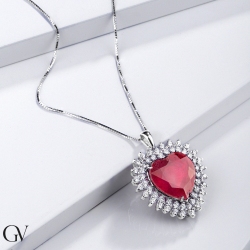 Herz Kette mit Rubin und Diamanten aus Weißgold 2