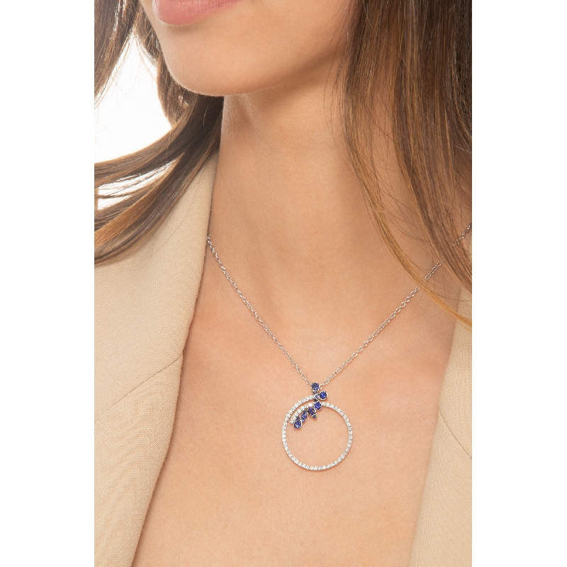 Weißgold 18K Kette mit Diamantkreis und blauen Saphiren Weißgold 18K Kette mit Diamantkreis und blauen Saphiren