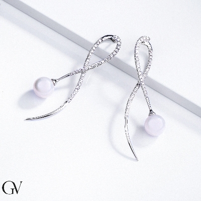 Design Ohrhänger mit Perlen und Diamanten 