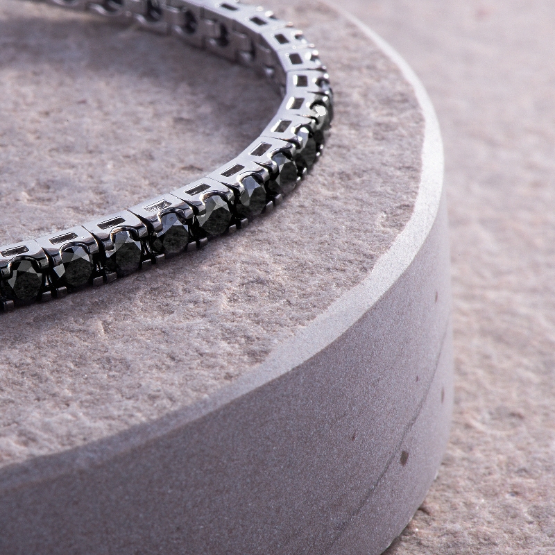 750er Weißgold Tennisarmband mit schwarzen Diamanten 