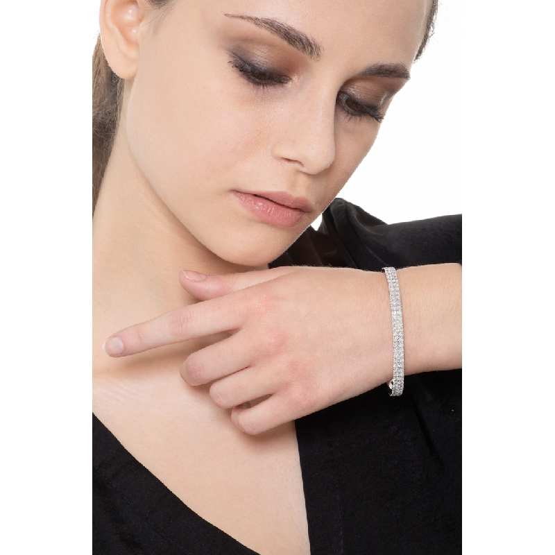 Weißgold 750 Armreif mit zwei Diamant Reihen 