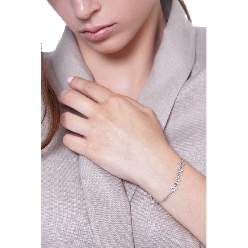 Armband aus Weißgold mit Namen ANNA aus Diamant-Buchstaben Armband aus Weißgold mit Namen ANNA aus Diamant-Buchstaben