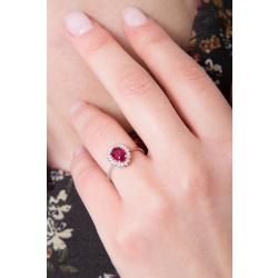 Weißgold Ring mit Rubinstein und Brillanten 2