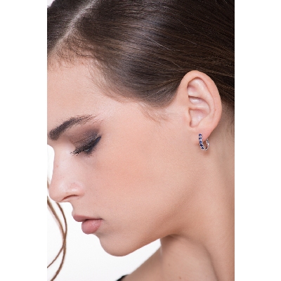 Ohrhänger aus 750er Weißgold mit blauen Saphiren