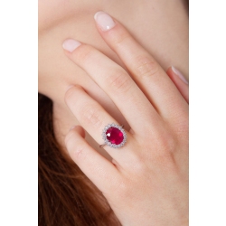 Rubin-Ring mit Diamanten 2