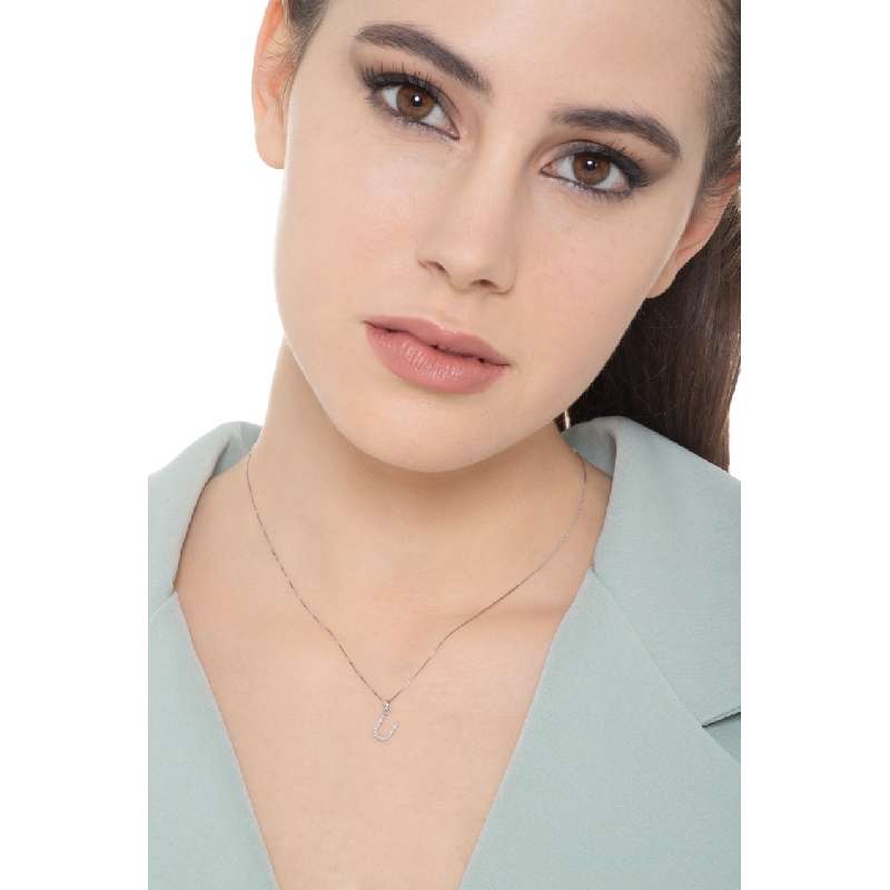 Kette mit Buchstabe U aus Weißgold und Diamanten