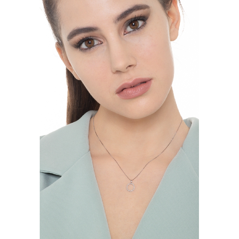 Buchstabenkette O Weißgold 18 K und Diamanten Buchstabenkette O Weißgold 18 K und Diamanten