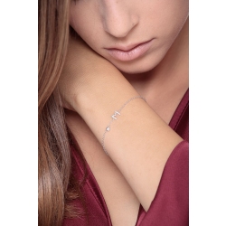 Weißgold Armband mit Buchstabe M aus Diamanten 2