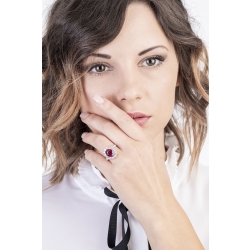Weißgoldring mit Rubin und Diamanten 2