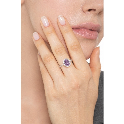 Amethyst Ring mit Diamanten 18K Weißgold