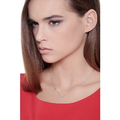 Halskette 750er Weißgold mit Unendlichkeitszeichen aus Diamanten