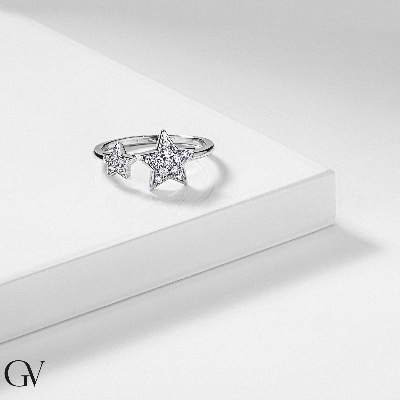 Sternring aus Weißgold 18k mit Diamanten 