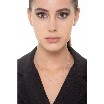 Kette mit Buchstabe J aus Brillanten Weißgold