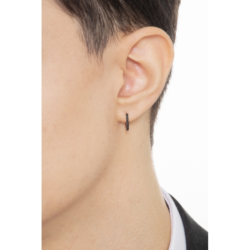 Einzelne Creole Herren mit schwarzen Diamanten Einzelne Creole Herren mit schwarzen Diamanten