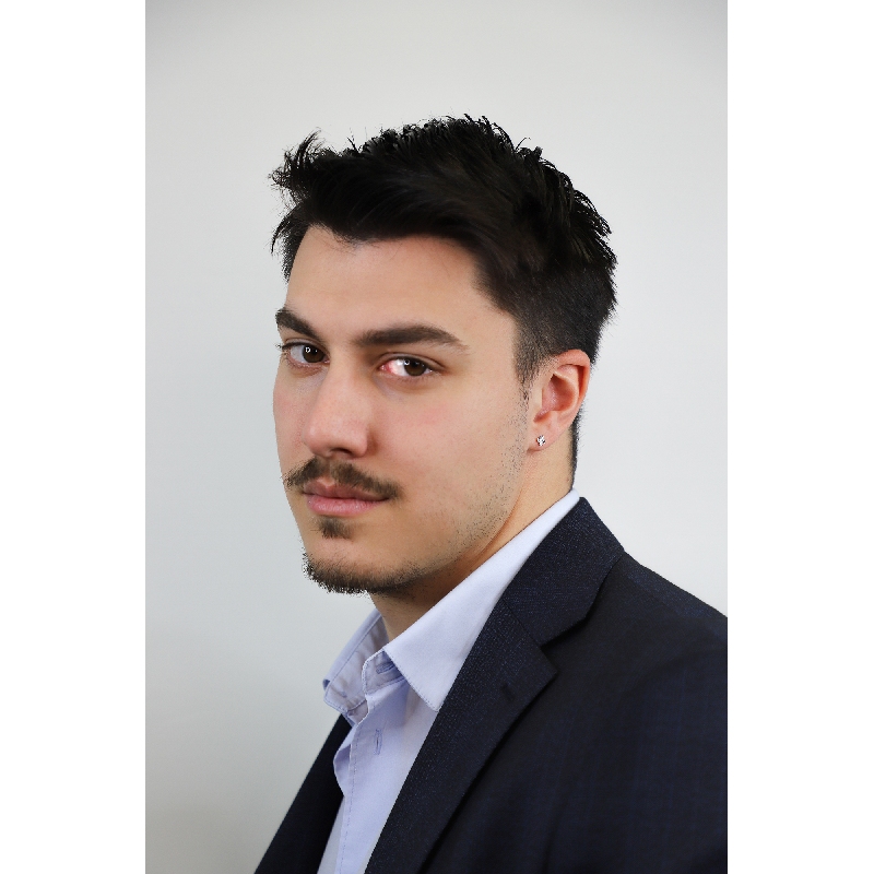 Weißgold Ohrring Herren mit Kreuz aus Diamanten 