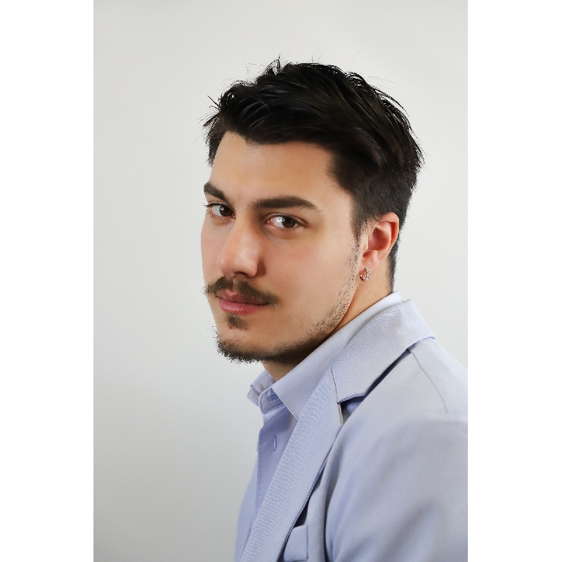 Weißgold einzelne Creole mit Brillanten Herren Weißgold einzelne Creole mit Brillanten Herren