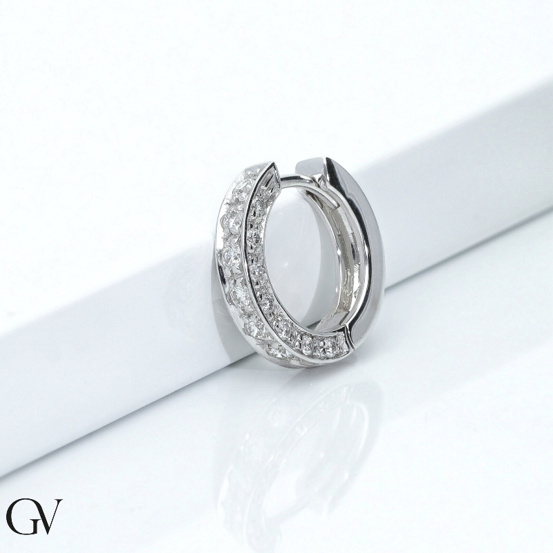 Weißgold Damen einzelne Creole mit Brillanten Weißgold Damen einzelne Creole mit Brillanten