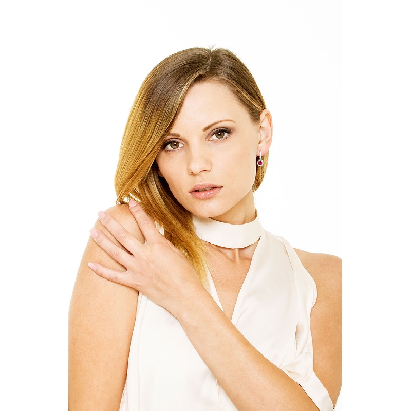 Weissgold 18K Rubin Ohrhänger mit Diamanten