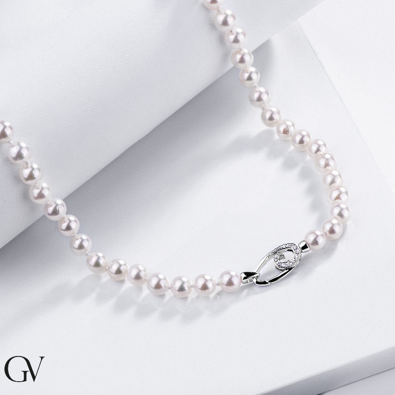 Perlenkette Damen mit Verschluss aus Weißgold und Diamanten  Perlenkette Damen mit Verschluss aus Weißgold und Diamanten