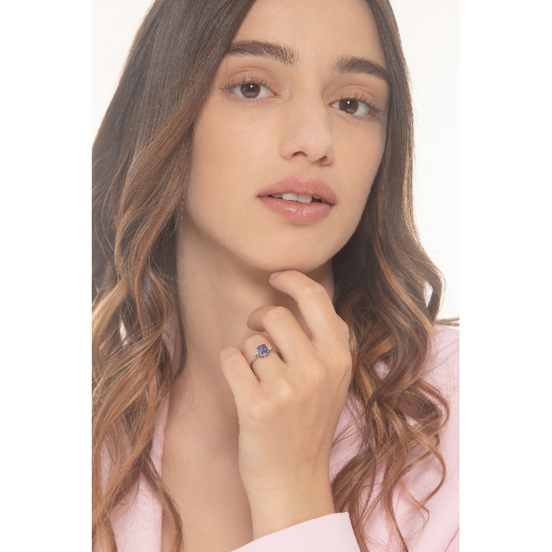 Weißgold Ring Damen mit reckteckigem Tansanit und Diamanten 