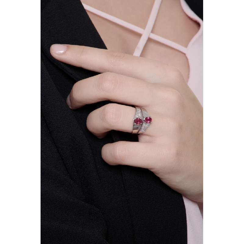 Rubinring mit Diamanten Weißgold 750 Rubinring mit Diamanten Weißgold 750
