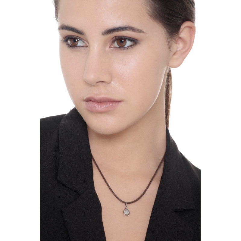 Marienkäfer-Anhänger aus 18 Karat Weißgold