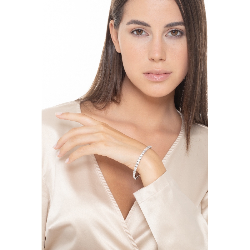 Weissgold Tennisarmband 18 Karat mit Diamanten Weissgold Tennisarmband 18 Karat mit Diamanten