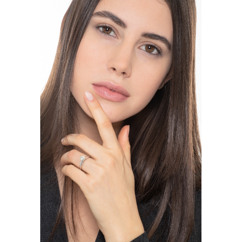 18k Weißgold einkaräter Verlobungsring Antragsring 