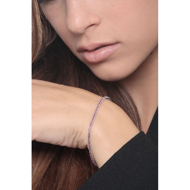 Tennisarmband 18K Weißgold mit 0,01 Karat Rubinen  Tennisarmband 18K Weißgold mit 0,01 Karat Rubinen