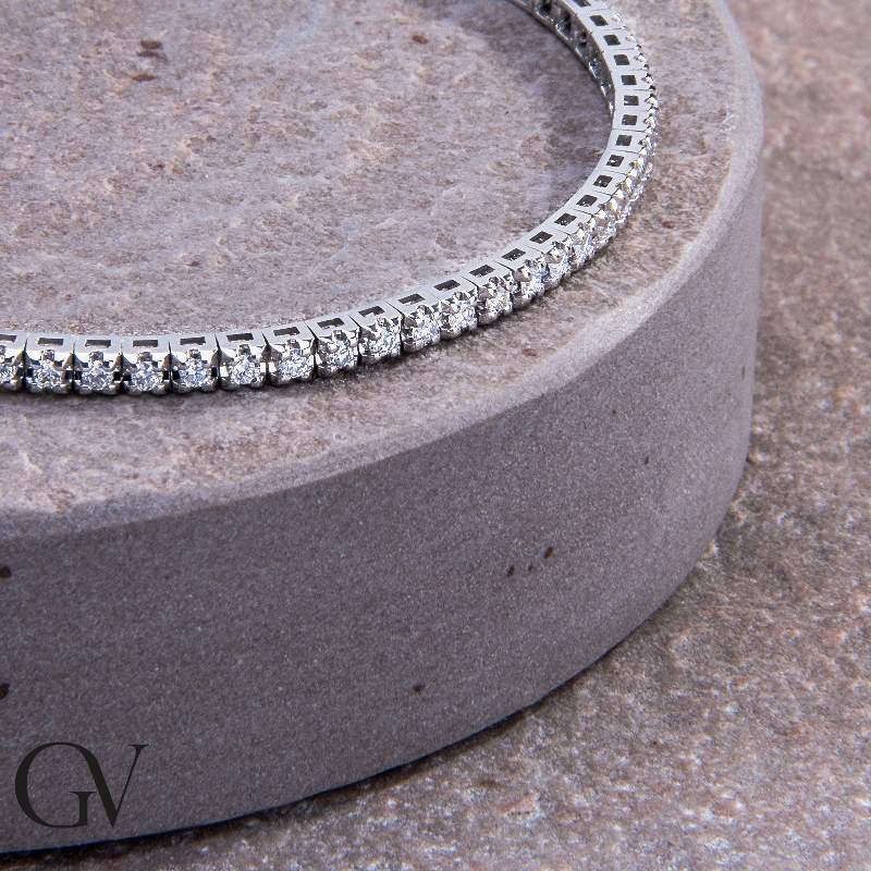 18K Weißgold-Tennisarmband mit 0,02 Karat Diamanten 18K Weißgold-Tennisarmband mit 0,02 Karat Diamanten