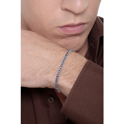 Weißgold Tennisarmband mit Saphiren