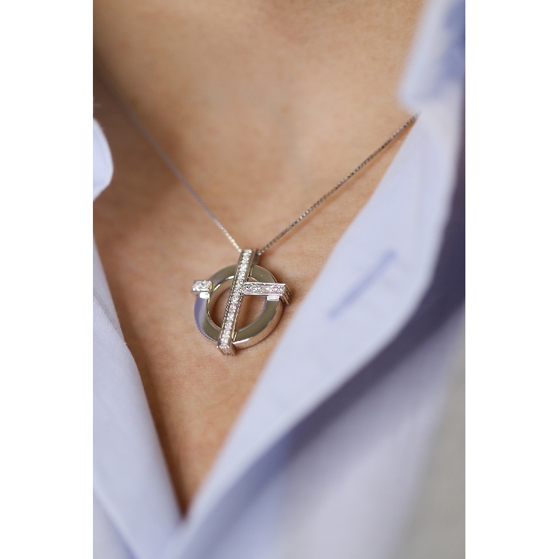 Moderne Kreuz-Kette für Herren aus Weißgold 18K Moderne Kreuz-Kette für Herren aus Weißgold 18K