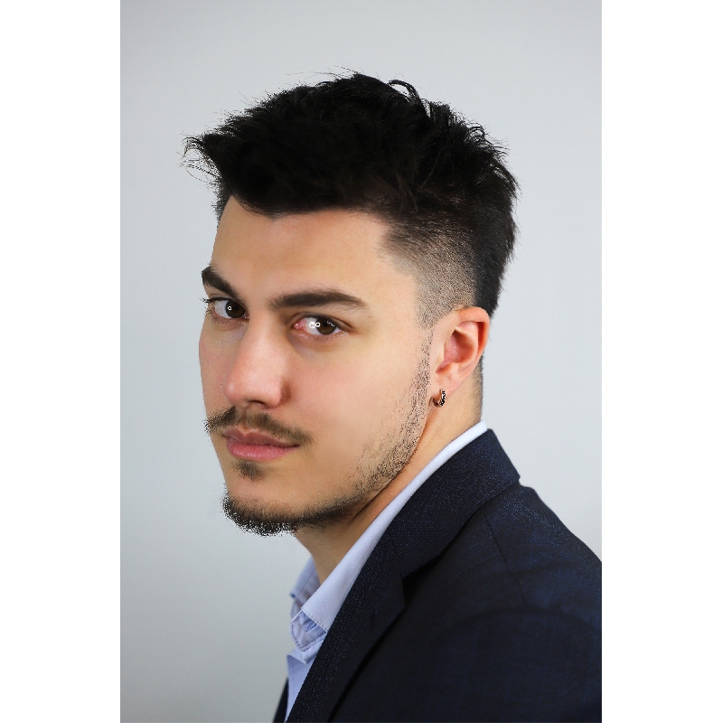 Herren Einzelne Creole mit schwarzen Brillanten Weißgold Herren Einzelne Creole mit schwarzen Brillanten Weißgold