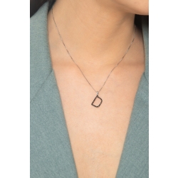 Weißgoldkette mit Buchstabe D aus schwarzen Diamanten 2