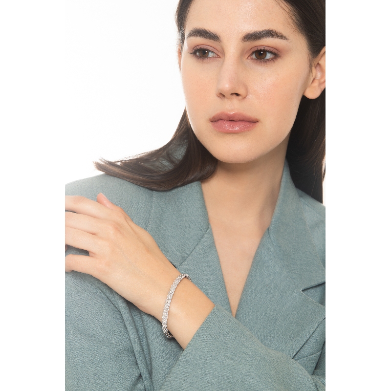 Weißgold 750 Armreif mit Diamanten  Weißgold 750 Armreif mit Diamanten