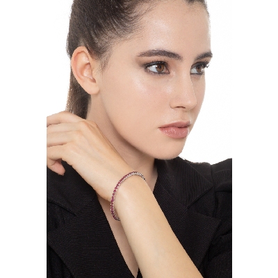 Weißgold 750 Tennisarmband mit Rubinen 