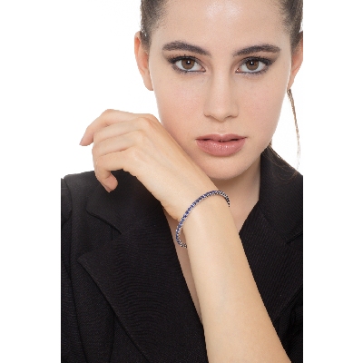 Weißgold 18K Tennisarmband mit blauen Saphiren 